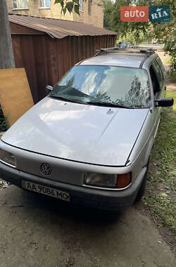 Універсал Volkswagen Passat 1991 в Києві