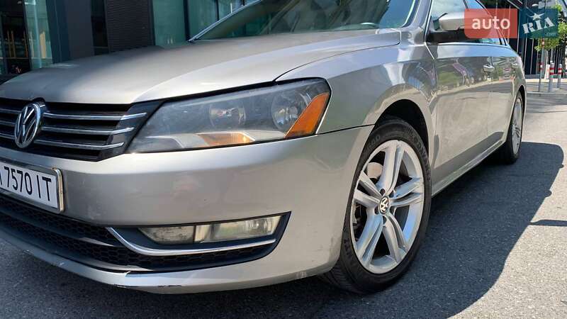 Седан Volkswagen Passat 2014 в Києві фото 2 Седан Volkswagen Passat 2014 в Києві