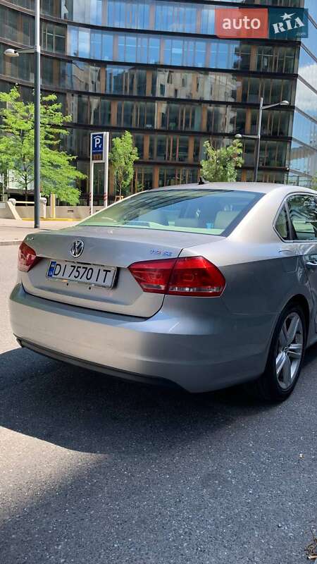 Седан Volkswagen Passat 2014 в Києві фото 9 Седан Volkswagen Passat 2014 в Києві