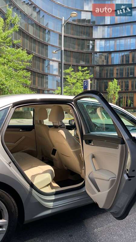 Седан Volkswagen Passat 2014 в Києві фото 19 Седан Volkswagen Passat 2014 в Києві