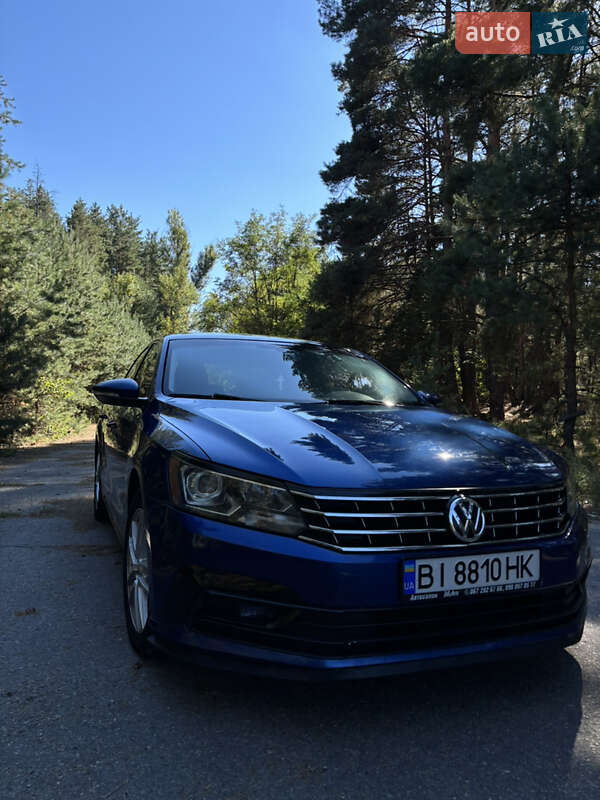 Седан Volkswagen Passat 2016 в Кременчуге