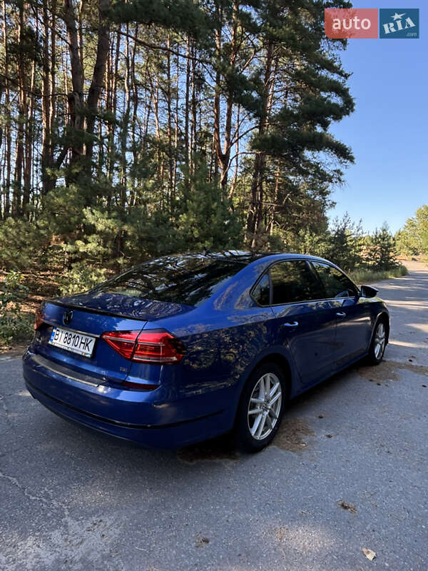 Седан Volkswagen Passat 2016 в Кременчуге