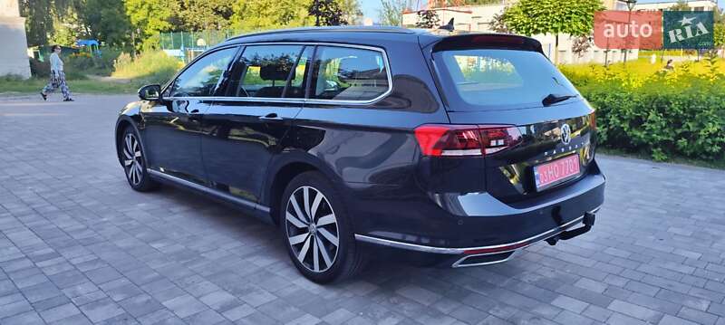 Универсал Volkswagen Passat 2019 в Житомире