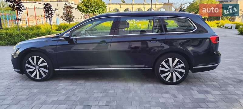 Универсал Volkswagen Passat 2019 в Житомире