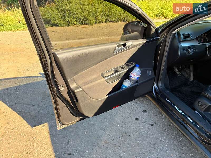 Седан Volkswagen Passat 2009 в Гадяче фото 18 Седан Volkswagen Passat 2009 в Гадяче