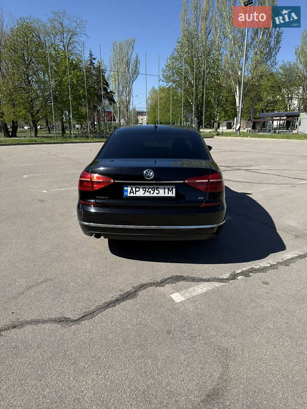 Седан Volkswagen Passat 2015 в Одесі