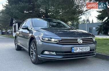 Седан Volkswagen Passat 2017 в 