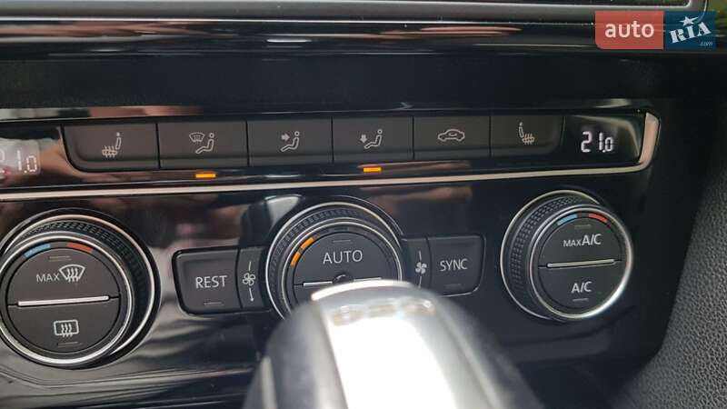 Універсал Volkswagen Passat 2016 в Мукачевому