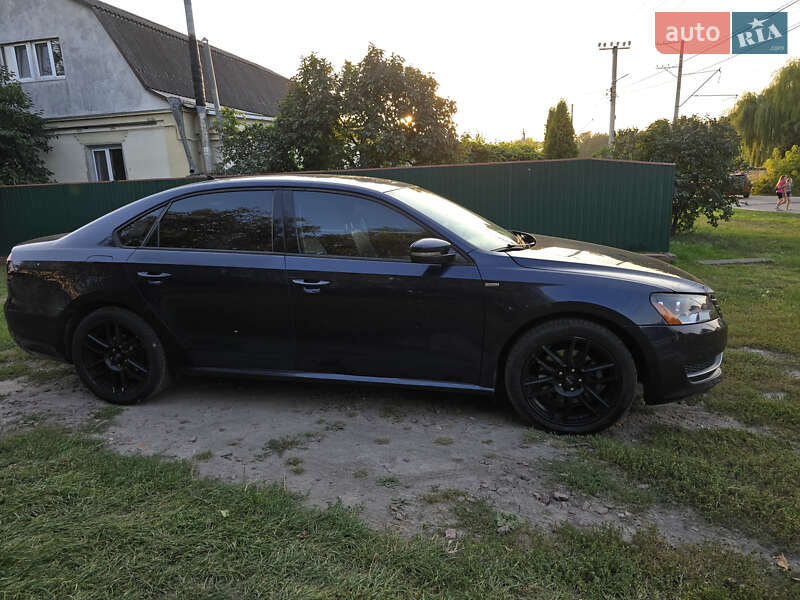 Седан Volkswagen Passat 2015 в Киеве