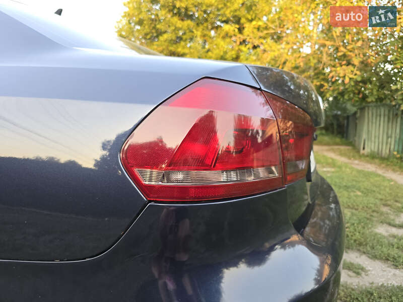 Седан Volkswagen Passat 2015 в Киеве