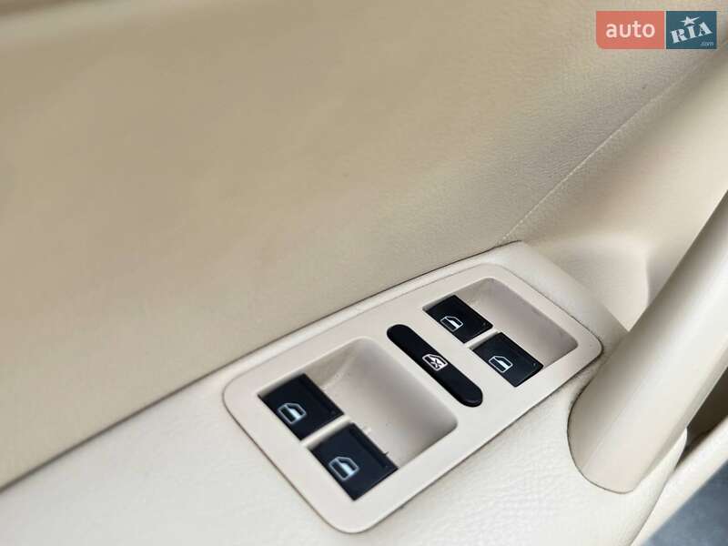 Седан Volkswagen Passat 2015 в Львові фото 11 Седан Volkswagen Passat 2015 в Львові
