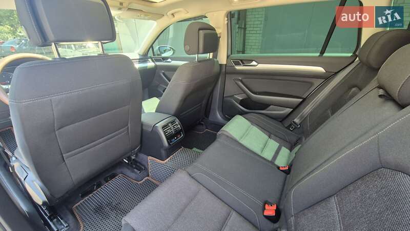 Универсал Volkswagen Passat 2015 в Харькове фото 17 Универсал Volkswagen Passat 2015 в Харькове