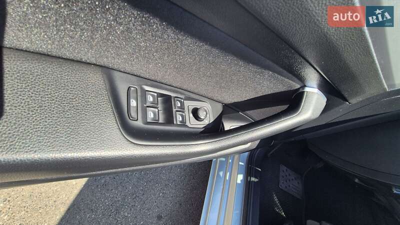 Универсал Volkswagen Passat 2015 в Харькове фото 11 Универсал Volkswagen Passat 2015 в Харькове