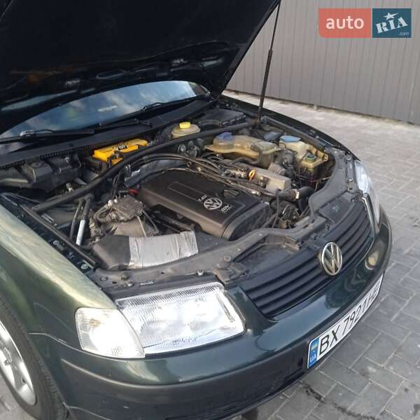 Седан Volkswagen Passat 1996 в Каменец-Подольском