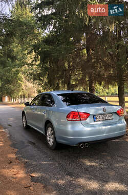 Седан Volkswagen Passat 2011 в Любарі