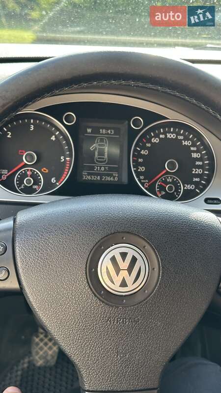 Універсал Volkswagen Passat 2009 в Моршині