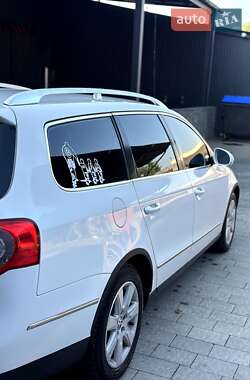 Універсал Volkswagen Passat 2010 в Самборі