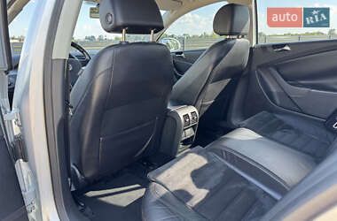 Седан Volkswagen Passat 2005 в 
