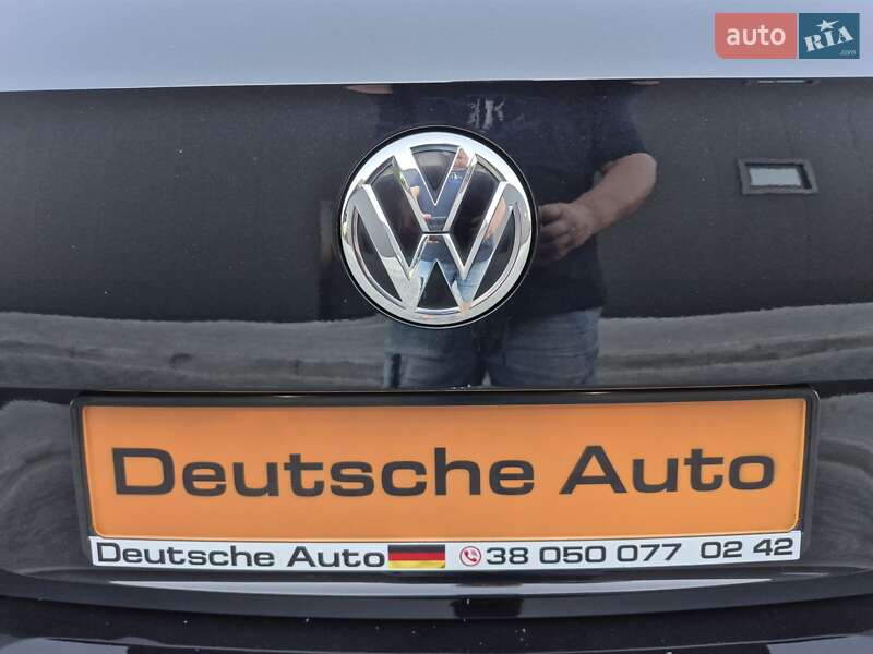 Универсал Volkswagen Passat 2019 в Одессе фото 19 Универсал Volkswagen Passat 2019 в Одессе