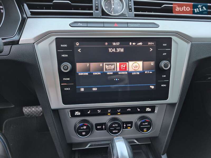 Универсал Volkswagen Passat 2019 в Одессе фото 29 Универсал Volkswagen Passat 2019 в Одессе