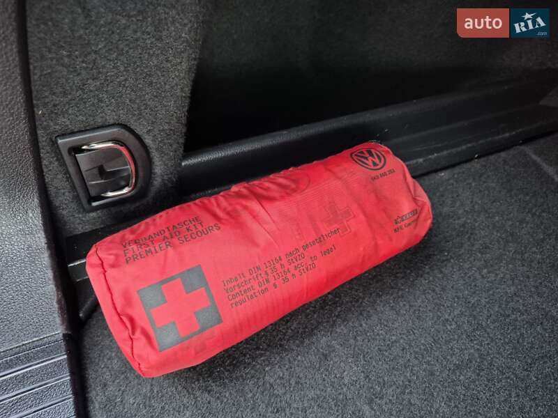 Универсал Volkswagen Passat 2019 в Одессе фото 48 Универсал Volkswagen Passat 2019 в Одессе