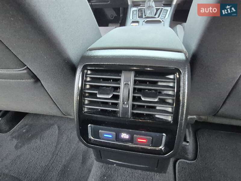 Универсал Volkswagen Passat 2019 в Одессе фото 53 Универсал Volkswagen Passat 2019 в Одессе