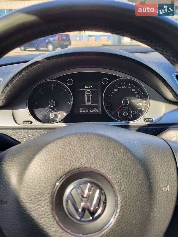 Универсал Volkswagen Passat 2013 в Кривом Роге