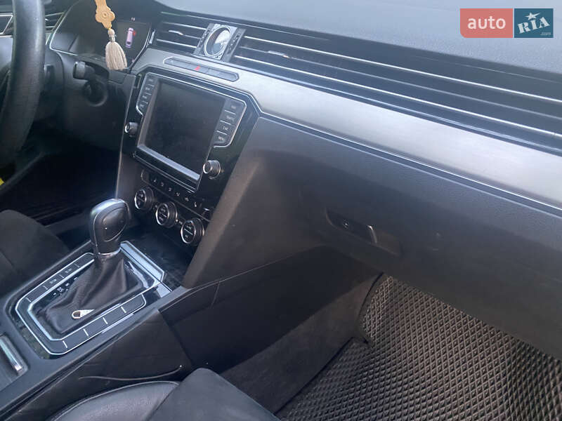 Универсал Volkswagen Passat 2015 в Виноградове