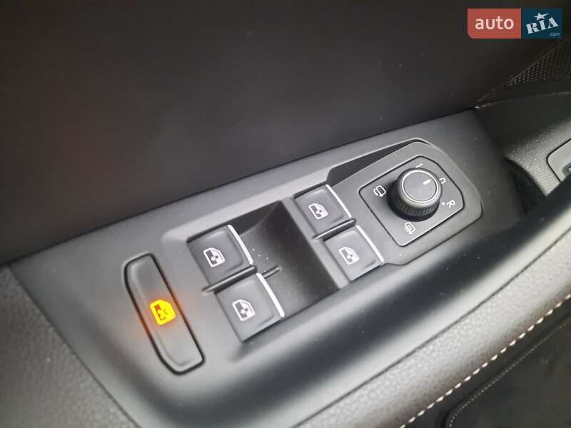 Седан Volkswagen Passat 2018 в Стрые