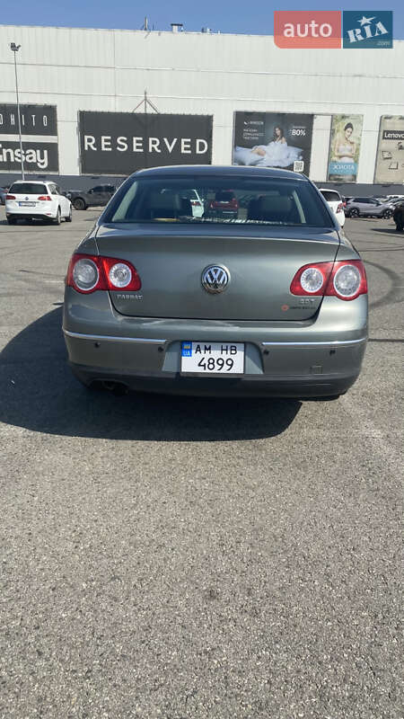 Седан Volkswagen Passat 2006 в Києві