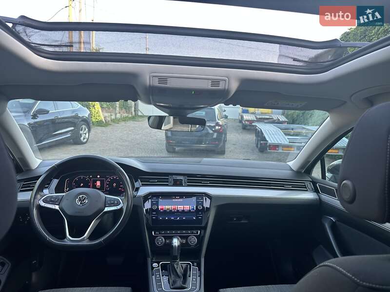 Универсал Volkswagen Passat 2020 в Луцке фото 12 Универсал Volkswagen Passat 2020 в Луцке