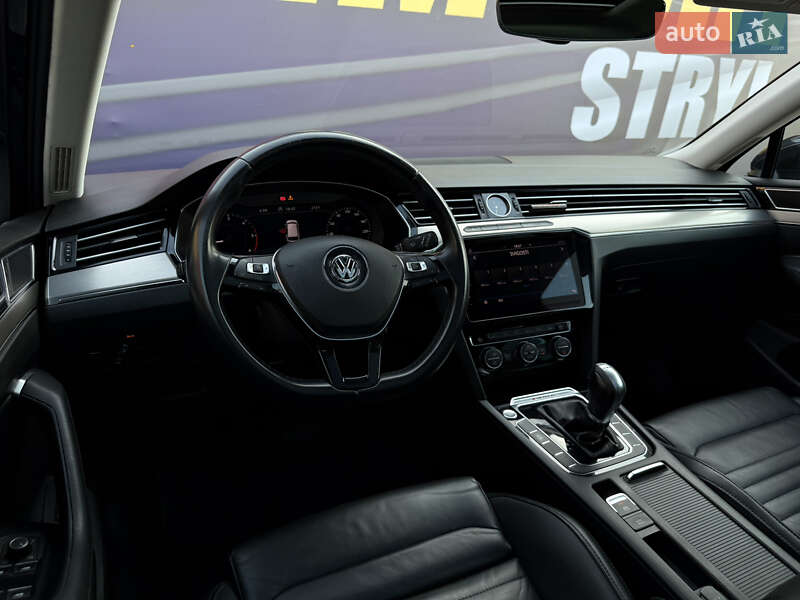 Универсал Volkswagen Passat 2018 в Стрые