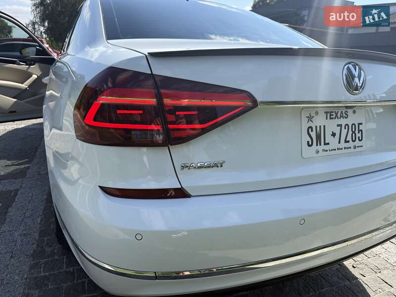 Седан Volkswagen Passat 2019 в Пирятине
