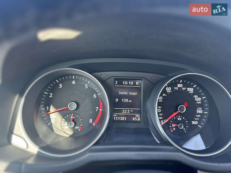 Седан Volkswagen Passat 2017 в Львове