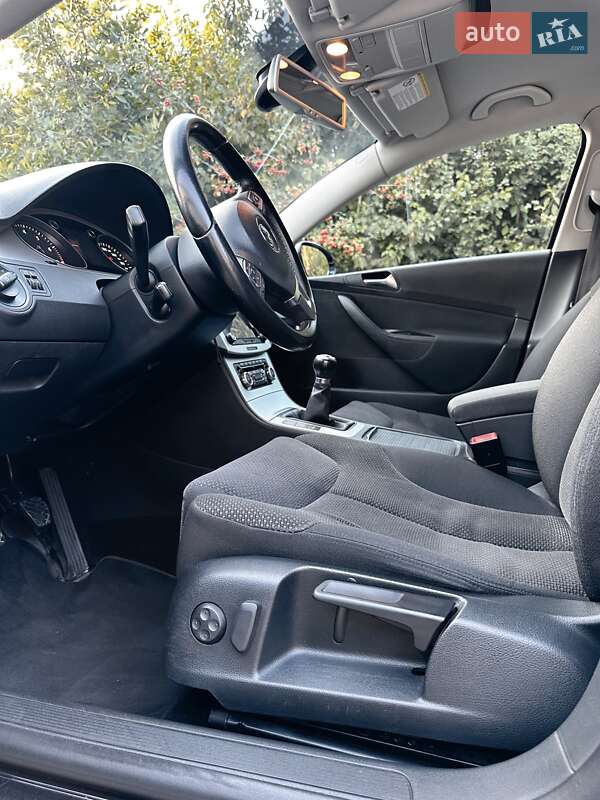 Универсал Volkswagen Passat 2010 в Черновцах