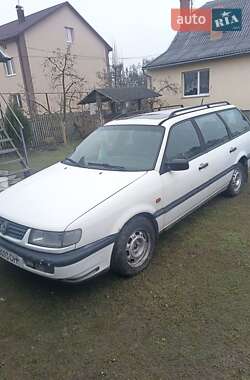 Универсал Volkswagen Passat 1995 в Львове