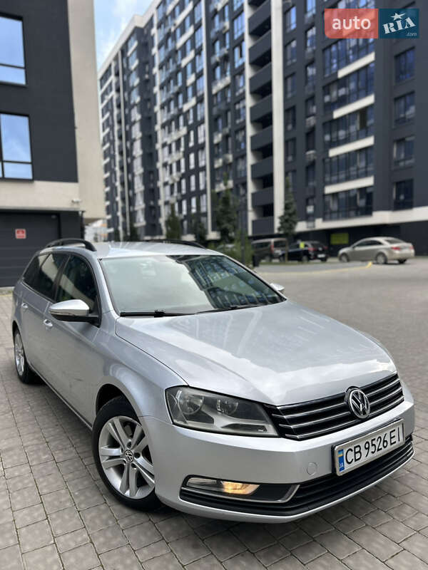 Volkswagen Passat 2011