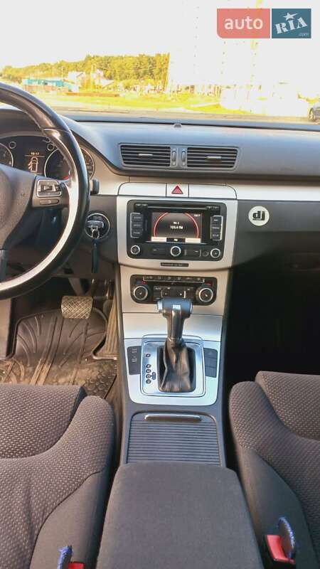 Универсал Volkswagen Passat 2010 в Чернигове