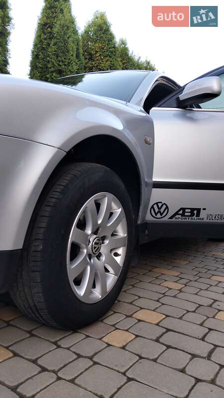 Седан Volkswagen Passat 2001 в Тульчине