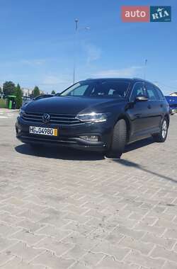 Універсал Volkswagen Passat 2021 в Стрию