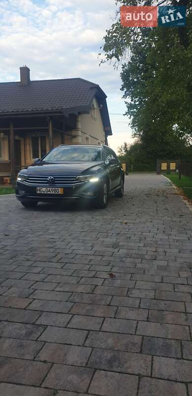 Універсал Volkswagen Passat 2021 в Стрию