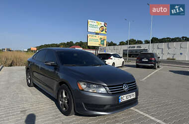 Седан Volkswagen Passat 2015 в Луцке
