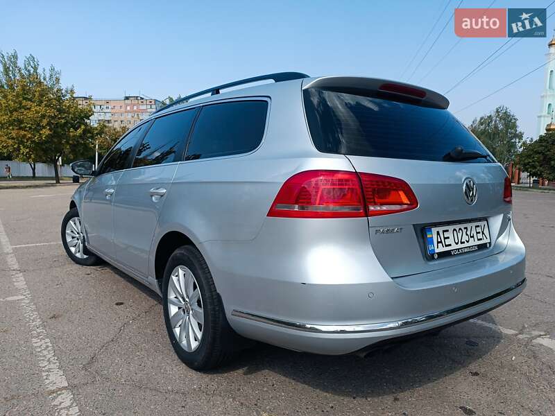 Универсал Volkswagen Passat 2011 в Кривом Роге