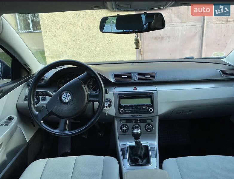 Седан Volkswagen Passat 2008 в Бориславі
