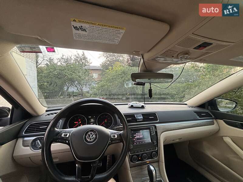 Седан Volkswagen Passat 2018 в Кропивницком