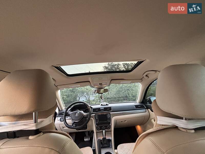 Седан Volkswagen Passat 2018 в Кропивницком