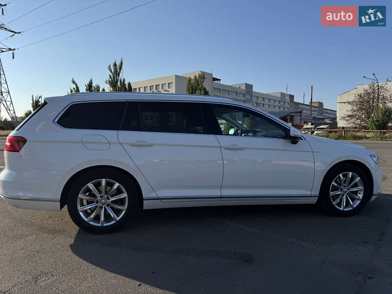 Універсал Volkswagen Passat 2018 в Києві