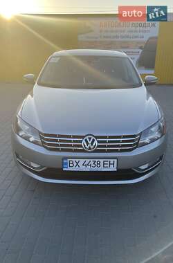 Седан Volkswagen Passat 2013 в Шепетовке