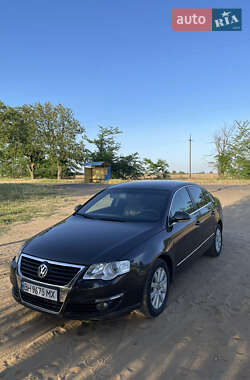 Седан Volkswagen Passat 2010 в Білгороді-Дністровському