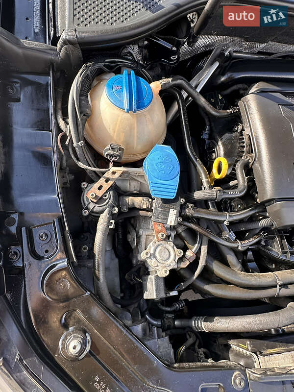 Седан Volkswagen Passat 2013 в Києві